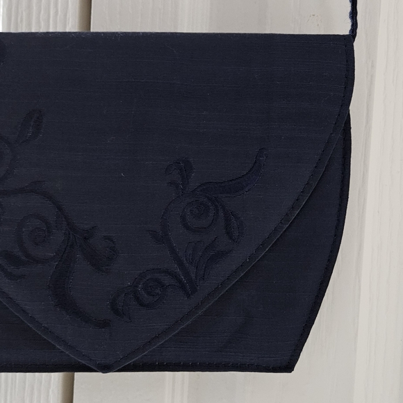 Blue Embroidered Evening Bag - Picture 3 of 5